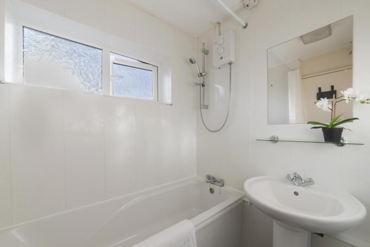 K Suites - Deerswood Avenue Hatfield  Eksteriør billede